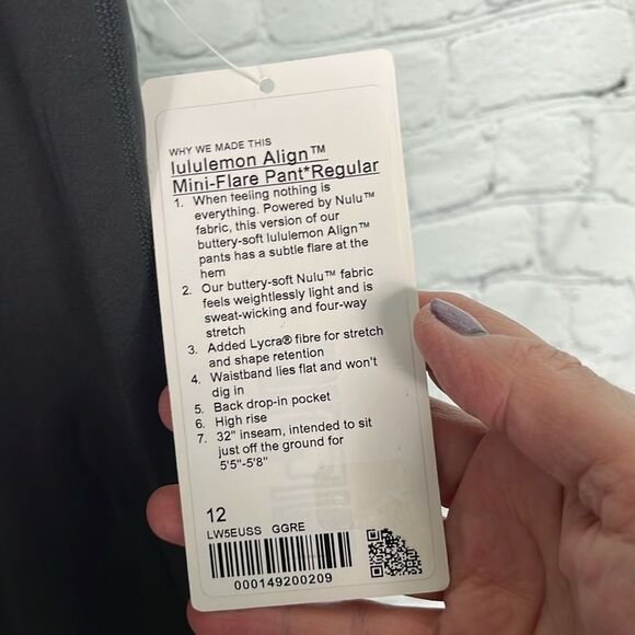 [ NWT ] Size 12 Dark Gray Lululemon align mini Flare Pant regarding - Picture 4 of 8